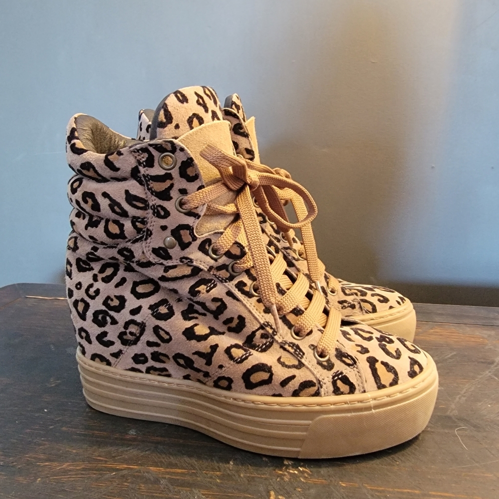 Steve Madden Wedge Sneaker